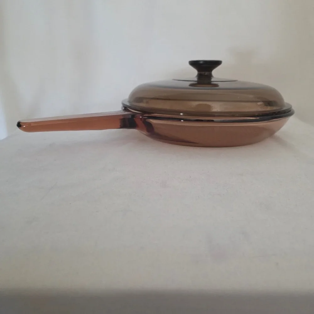 Vision Corning Amber Glass Skillet with Lid Vintage 10 Inch NWOT France